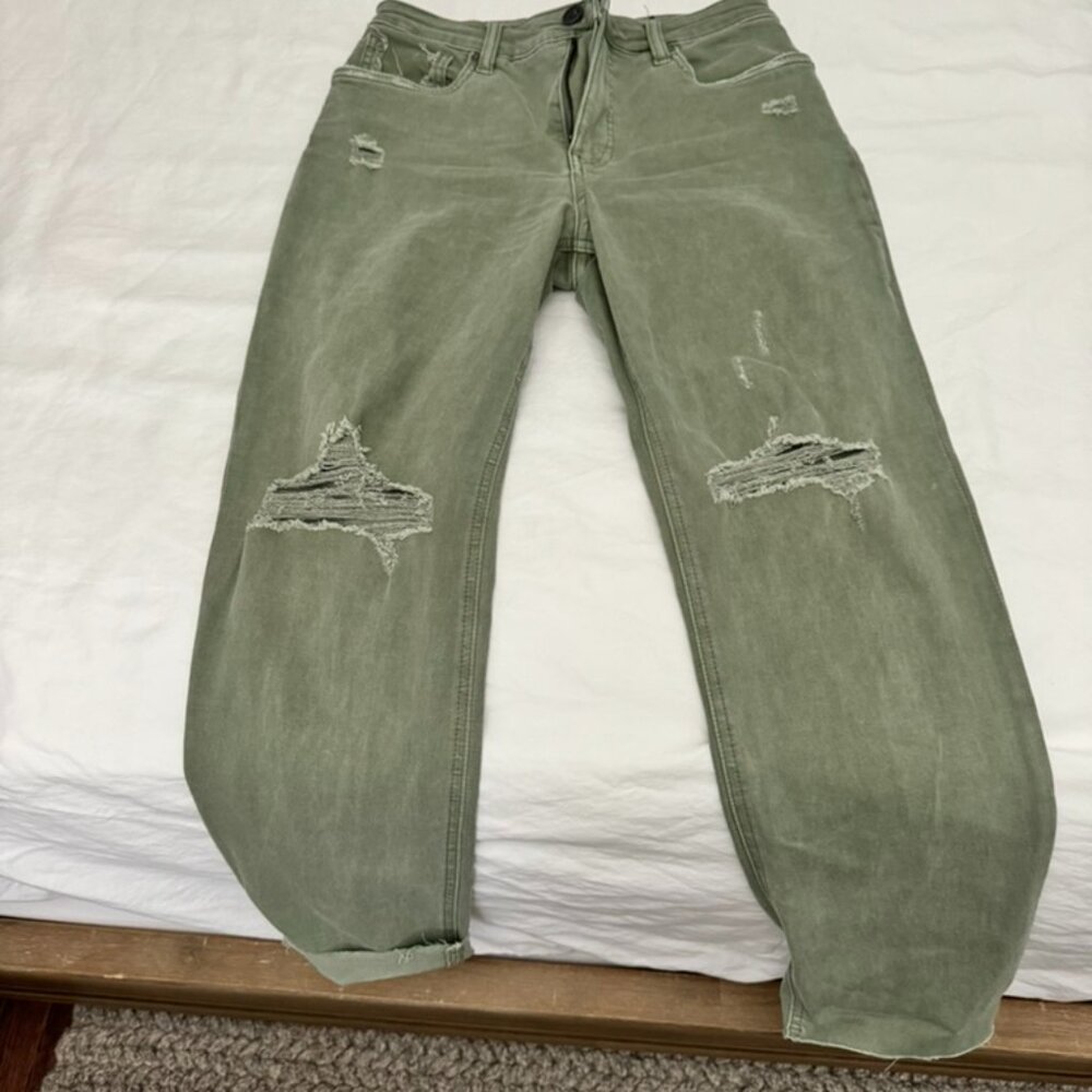 Distressed Jeans